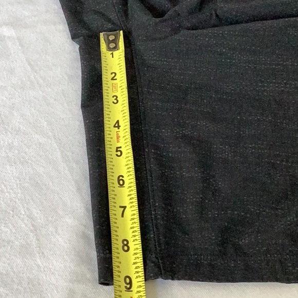 Lululemon shorts - Picture 10 of 11